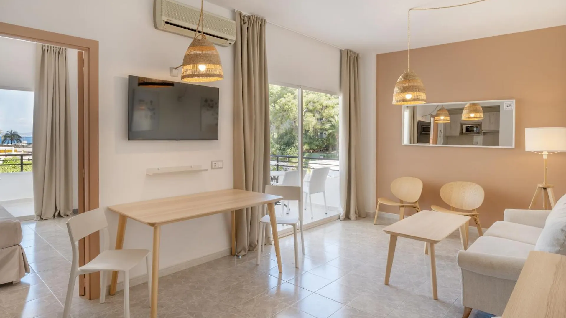 Sol Lunamar Palmanova Apartamentos - Adults Only Aparthotel