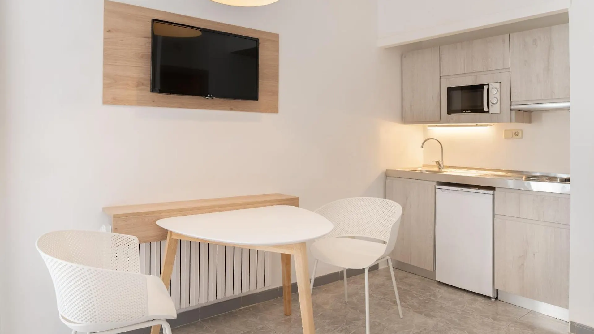 Aparthotel Sol Lunamar Palmanova Apartamentos - Adults Only